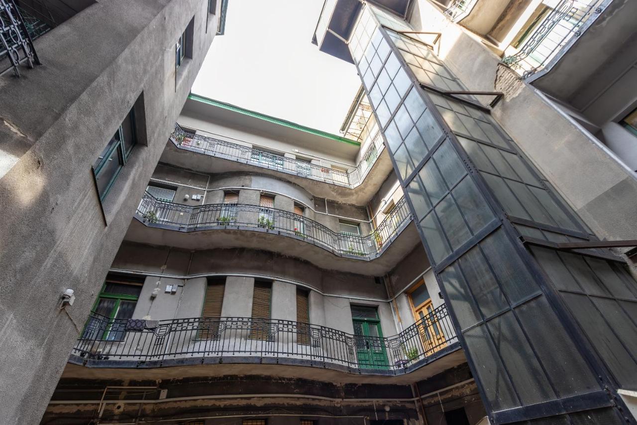D.Five Aradi B Apartment Budapest Exteriör bild